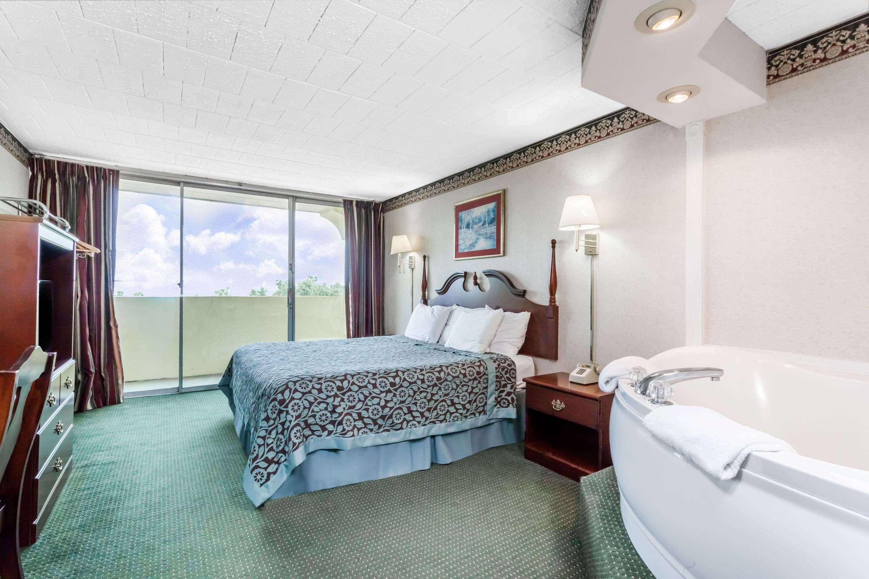 Days Inn By Wyndham Tannersville Esterno foto