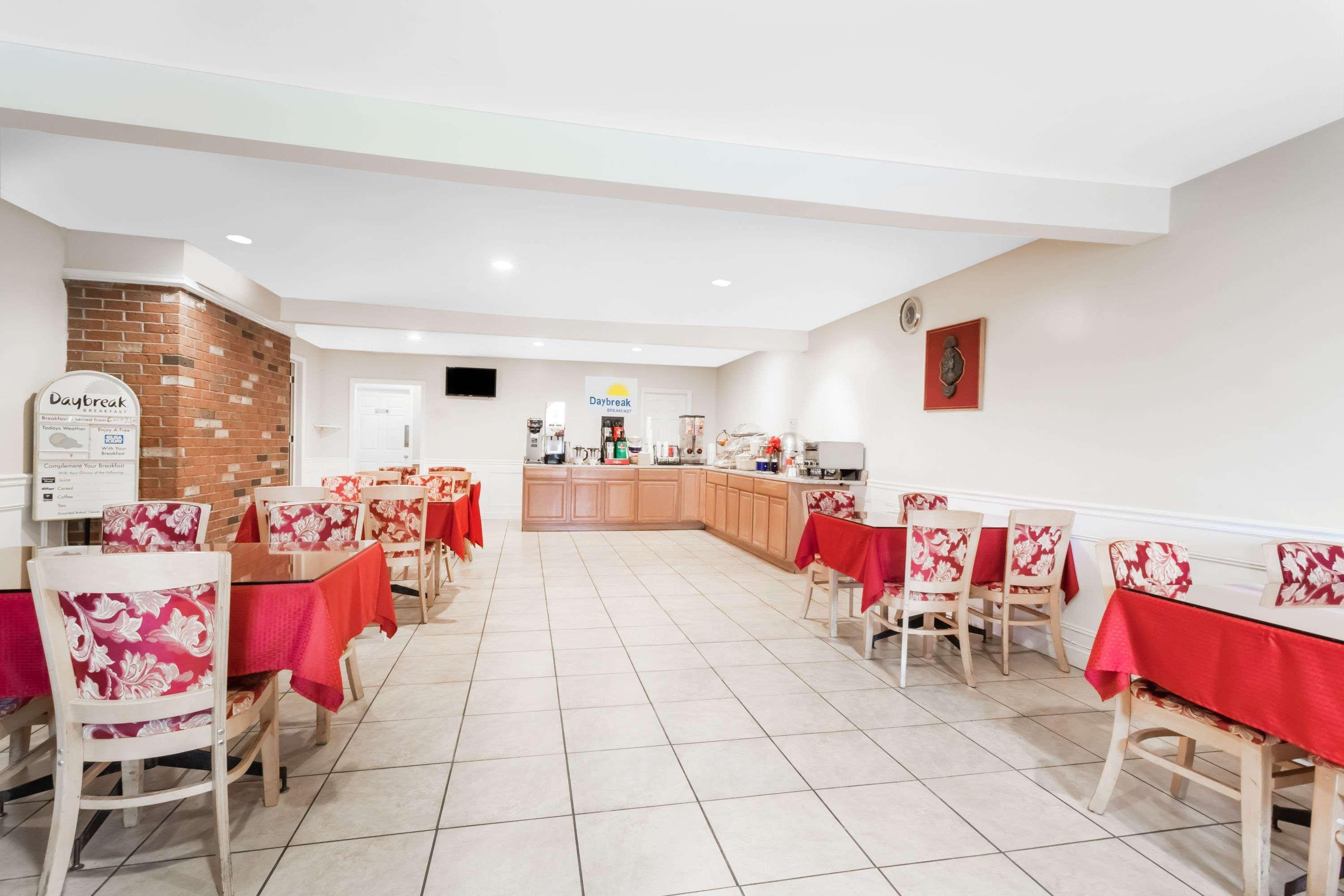 Days Inn By Wyndham Tannersville Esterno foto