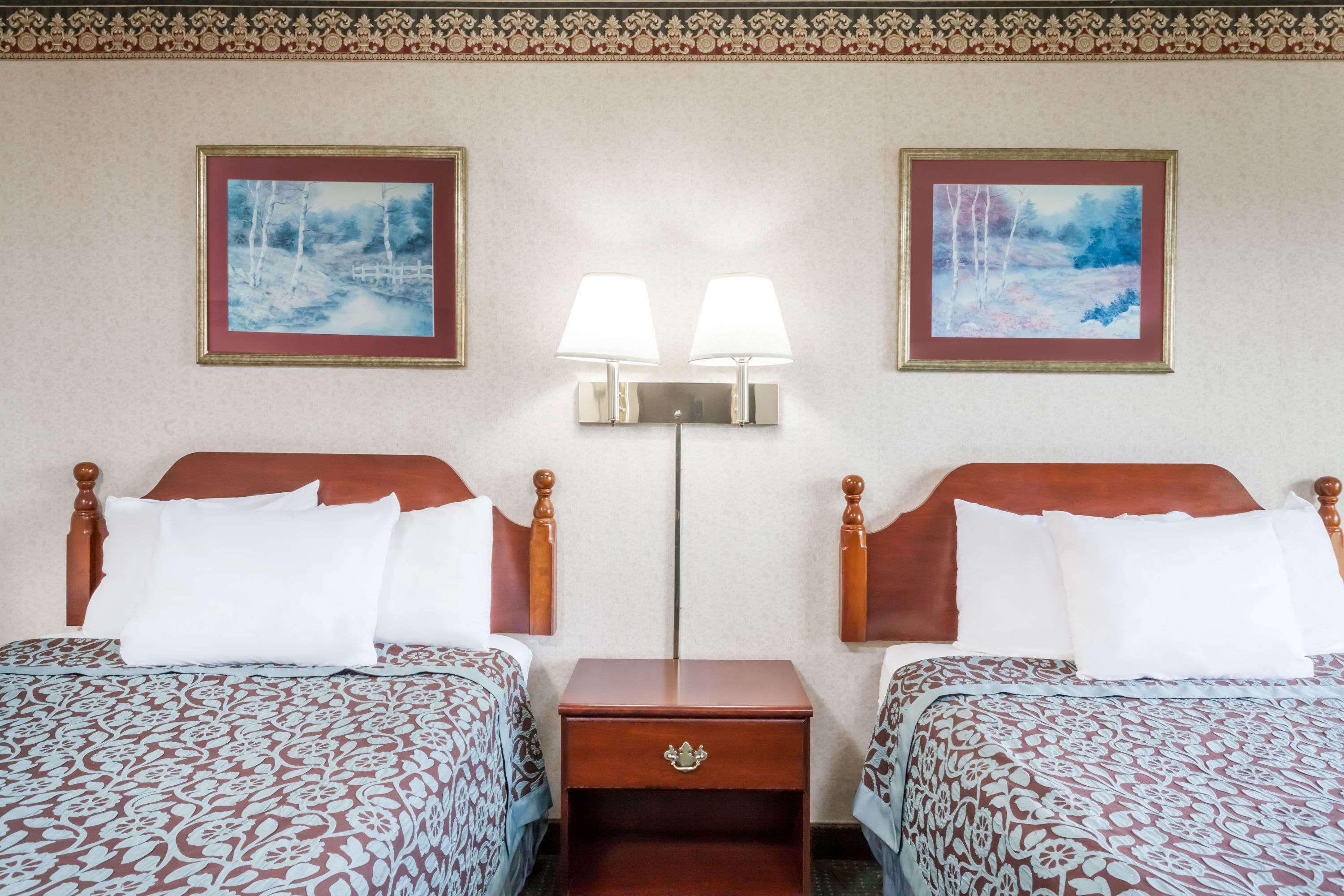 Days Inn By Wyndham Tannersville Esterno foto